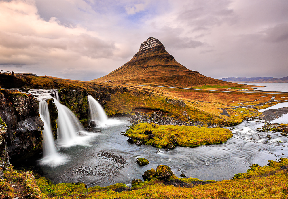 landscape photography - landscape photographer - kirkjufell mountain and waterfall