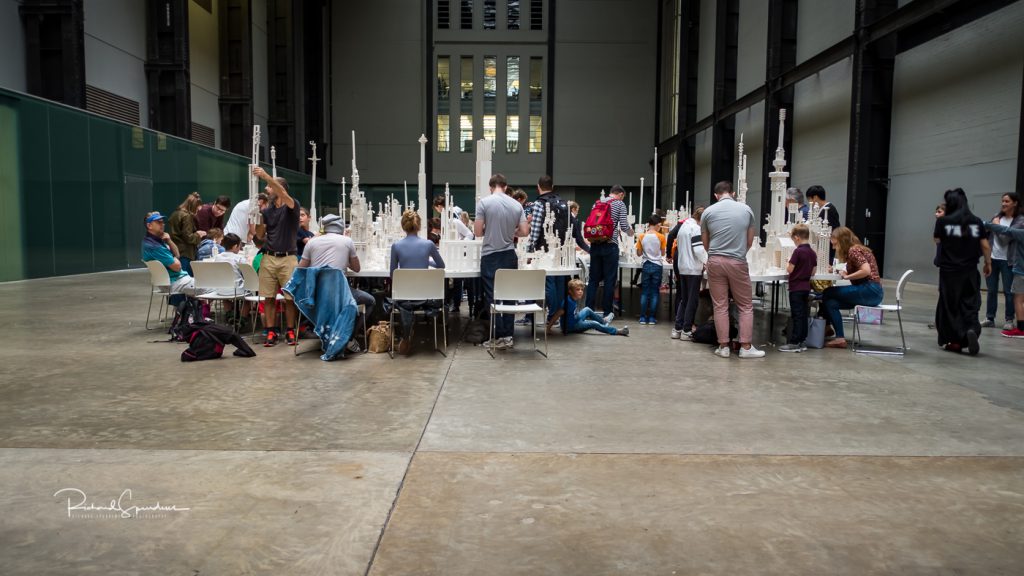 street photography - street photographer - tower building activity at the tate, from the ground level